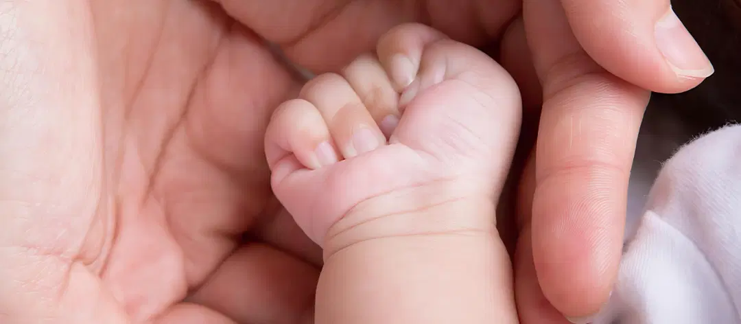 Prebiotik Skincare: Cara Baru Melindungi dan Merawat Kulit Sensitif Si Kecil